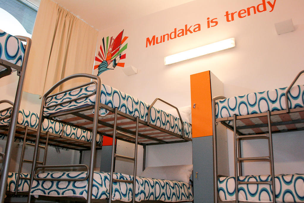 Mundaka Hostel & Sports Cafe Værelse billede
