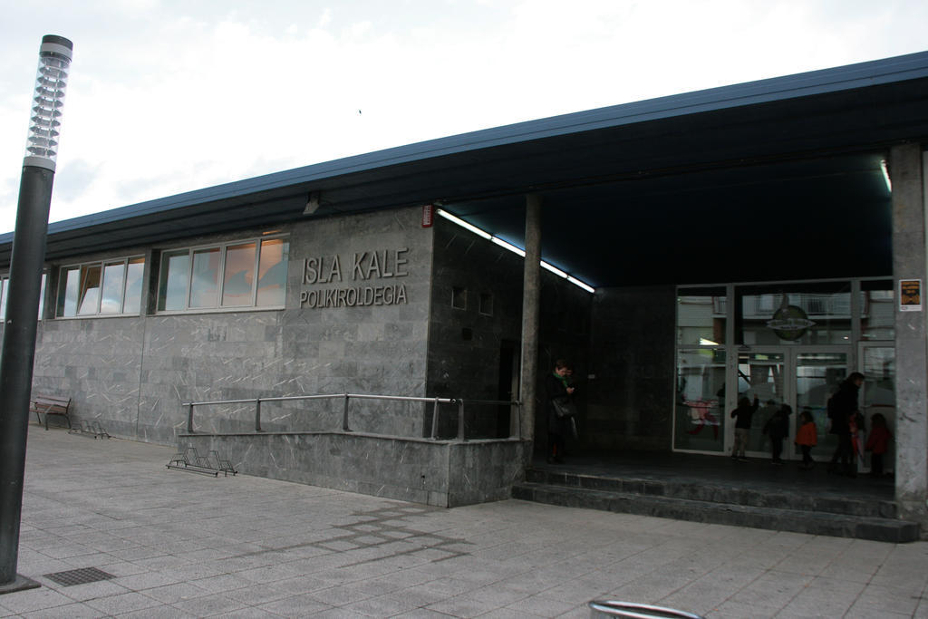 Mundaka Hostel & Sports Cafe Eksteriør billede